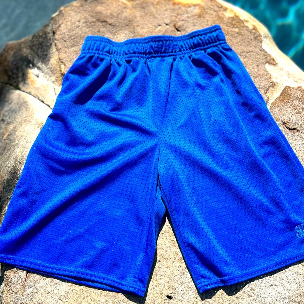 Boy’s Star Basketball Blue Shorts in Size Large(10-12)